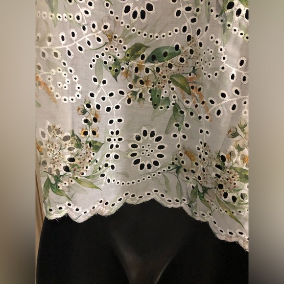 White crochet eyelet style green floral button down blouse top size Large new - Picture 12 of 15